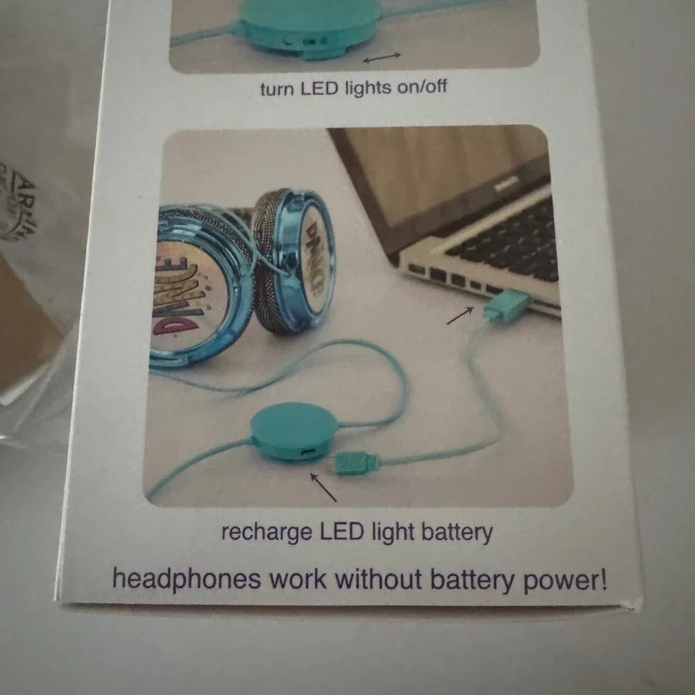 Justice DANCE Techtastic Color Change Light Up Headphones Brand New in Box